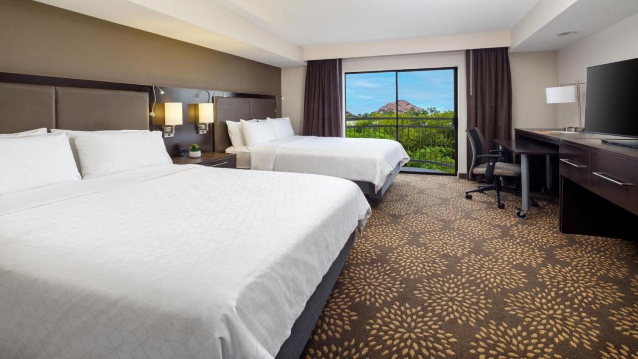 Holiday Inn And Suites Phoenix Airport North By Ihg Екстериор снимка