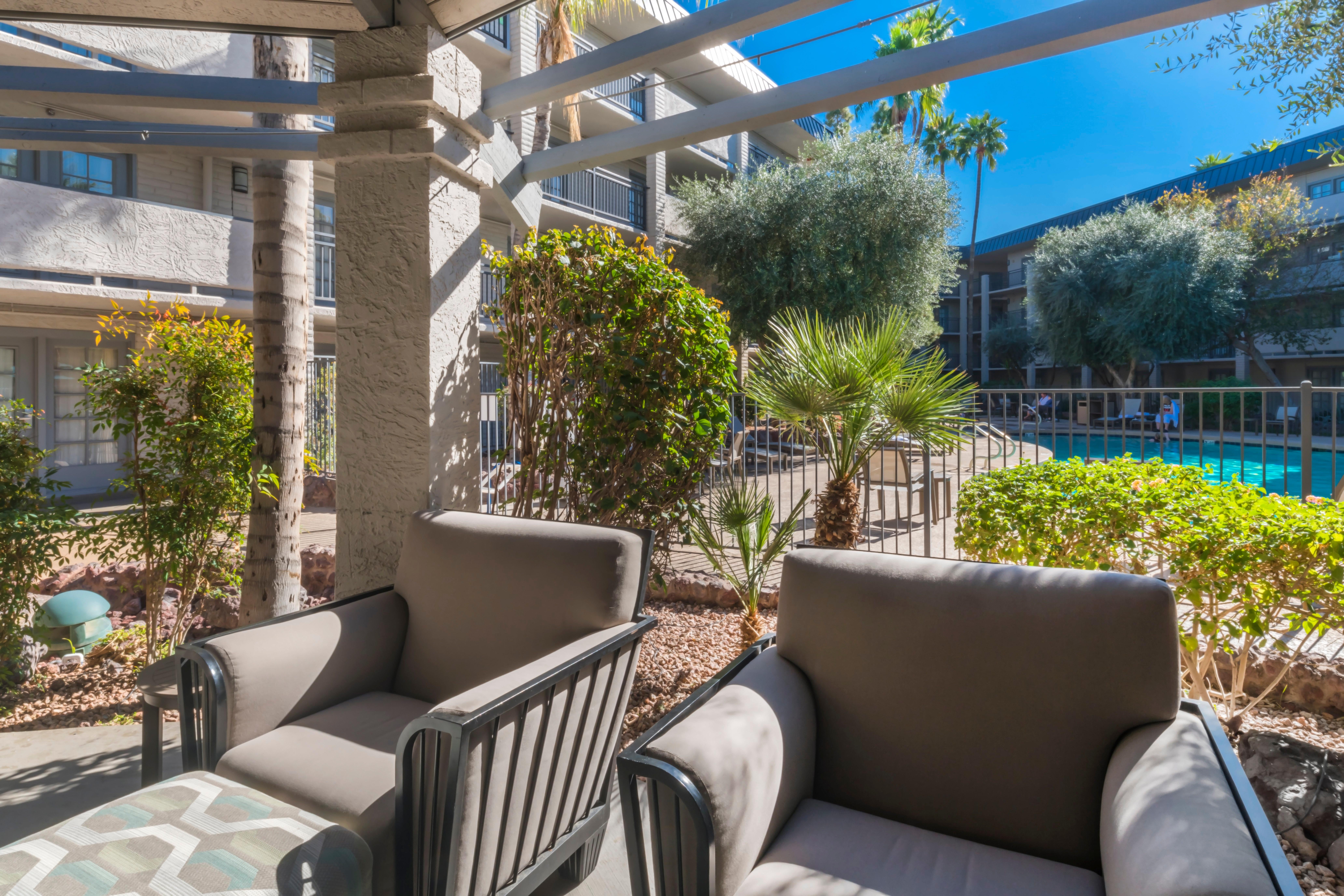 Holiday Inn And Suites Phoenix Airport North By Ihg Екстериор снимка