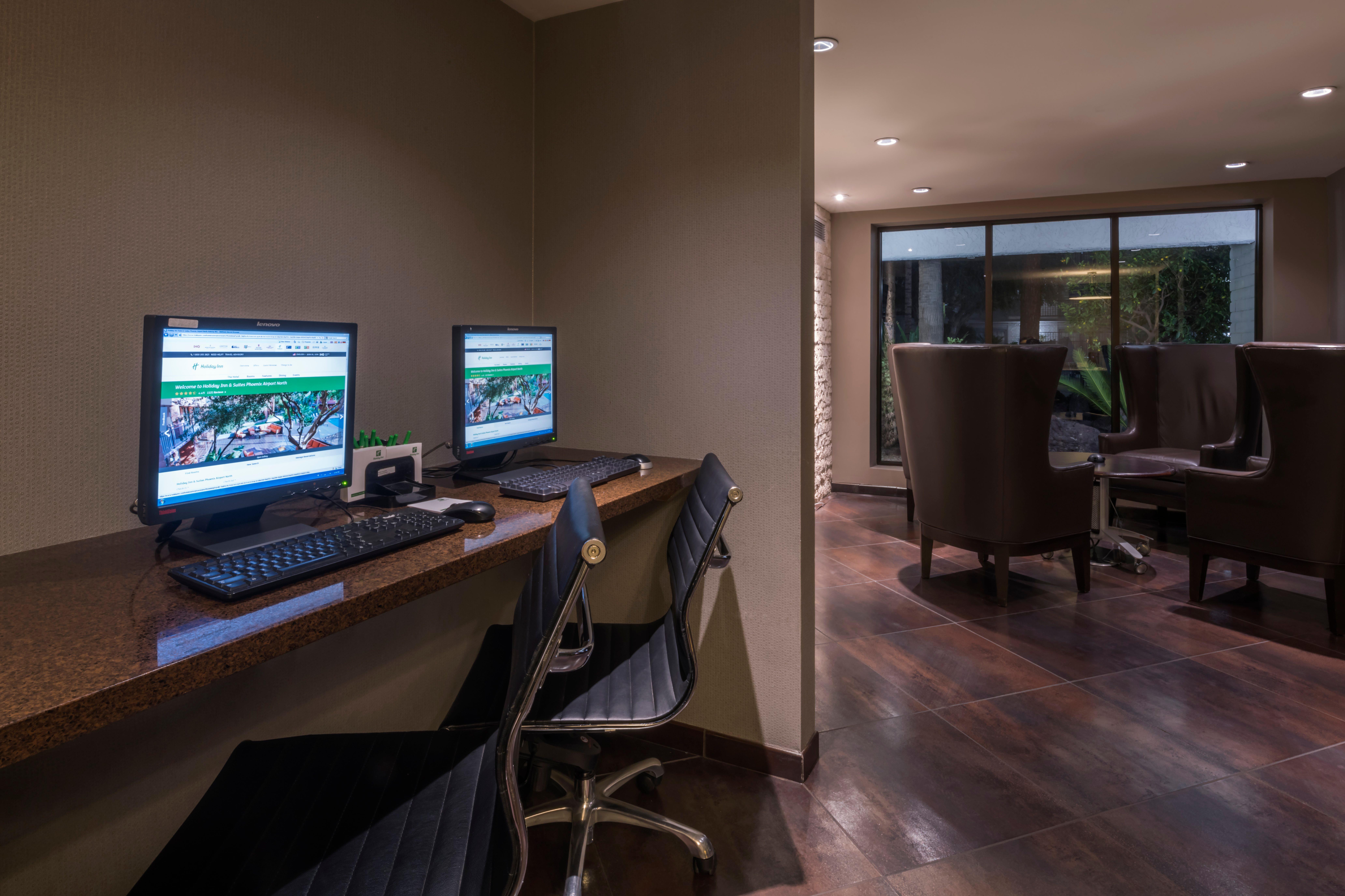 Holiday Inn And Suites Phoenix Airport North By Ihg Екстериор снимка