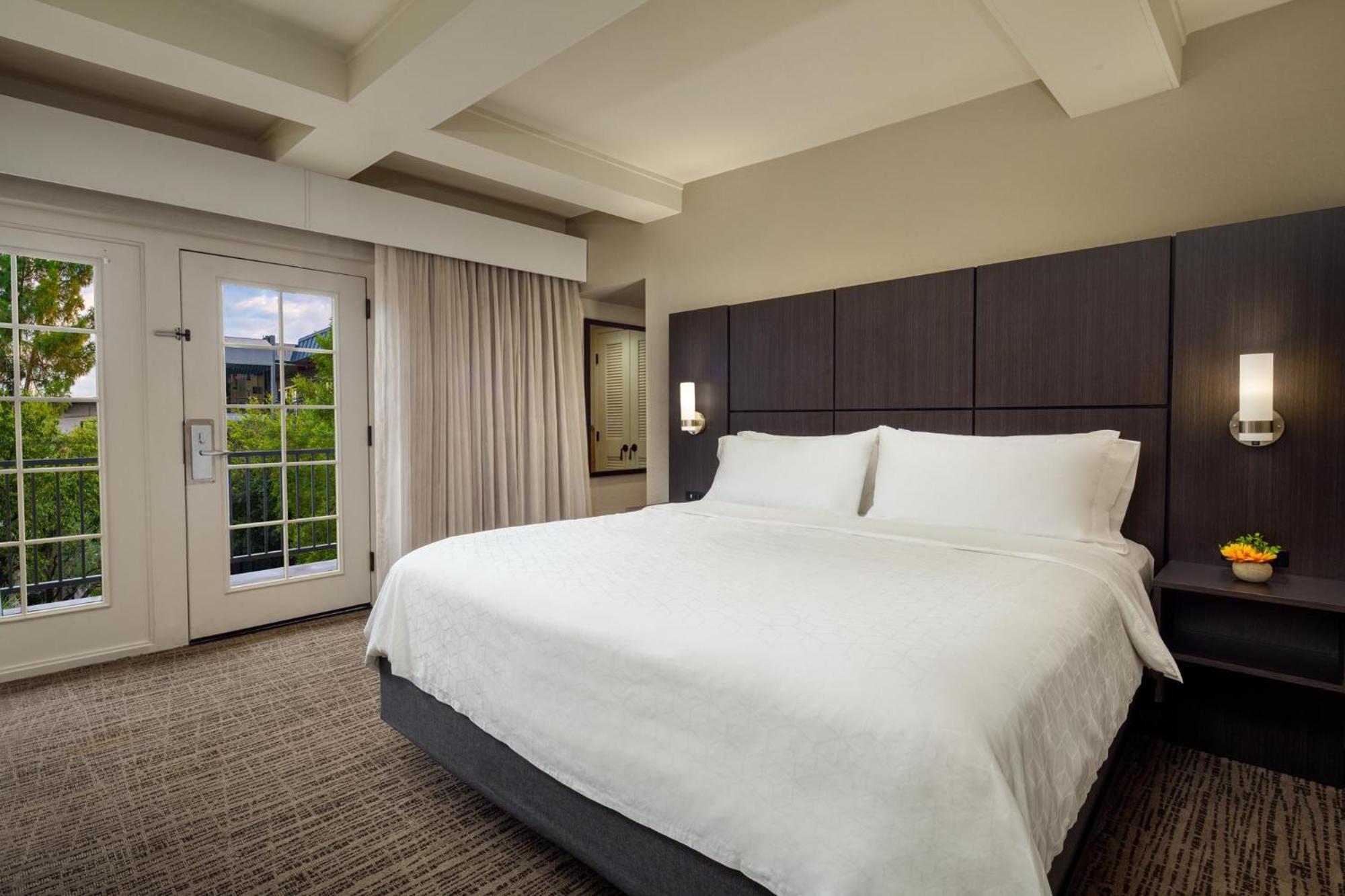 Holiday Inn And Suites Phoenix Airport North By Ihg Екстериор снимка