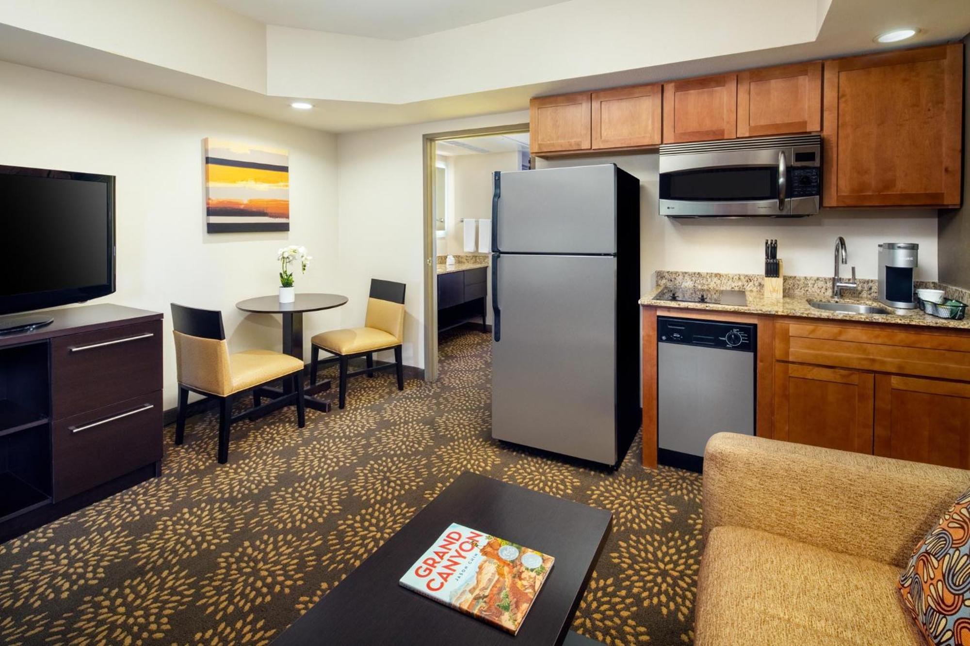 Holiday Inn And Suites Phoenix Airport North By Ihg Екстериор снимка