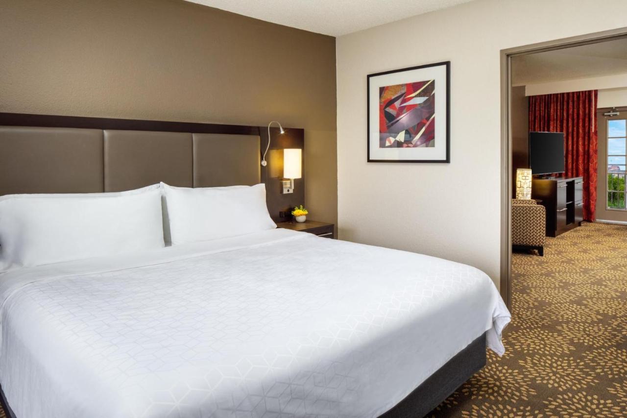 Holiday Inn And Suites Phoenix Airport North By Ihg Екстериор снимка