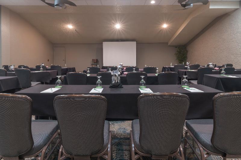 Holiday Inn And Suites Phoenix Airport North By Ihg Екстериор снимка