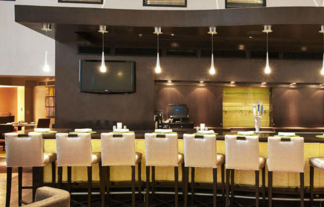 Holiday Inn And Suites Phoenix Airport North By Ihg Екстериор снимка